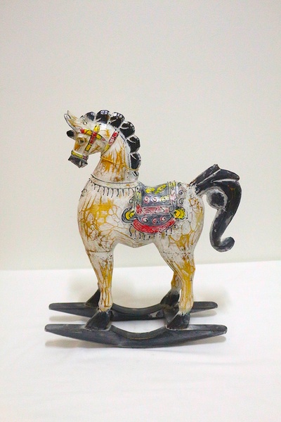 shop AHŞAP DEKORATİF RENKLİ SALLANAN AT 45 CM