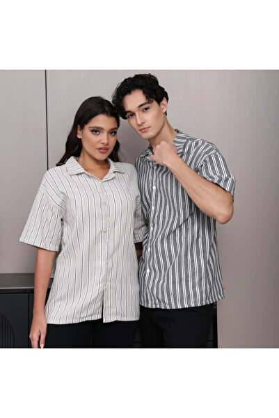 ALANAQA Unisex Oversized Short Sleeve Shirt