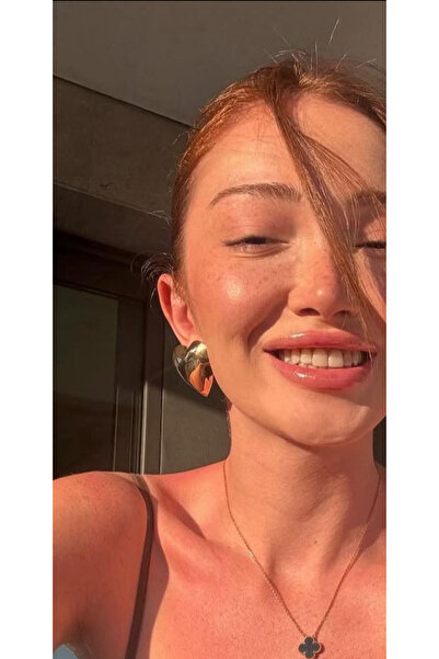 AURRARİ Parlak Yüzey Kalp Küpe Altın Kaplama