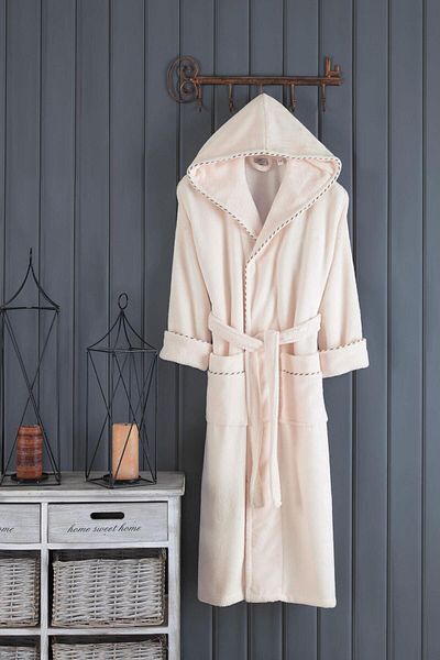 VAROL Hooded Bamboo Bathrobe with Piping