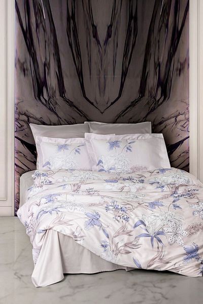 VAROL Family Size Lyocell Bedding Set