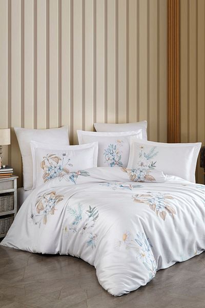 VAROL Family Size Lyocell Bedding Set