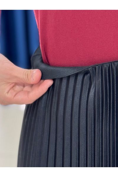 MİHRA STORE Orchid Leather Look Slim Pleated Lacquer Skirt-Çi̇2988 Black