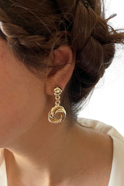 stravis Dangle Spiral Earrings