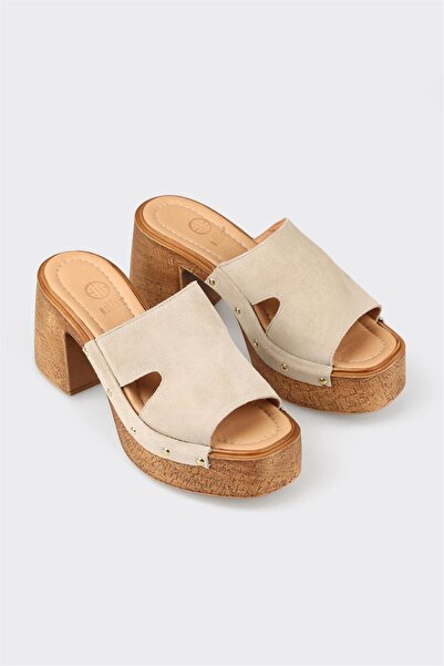 Elle Shoes Bej Deri Kadın Terlik