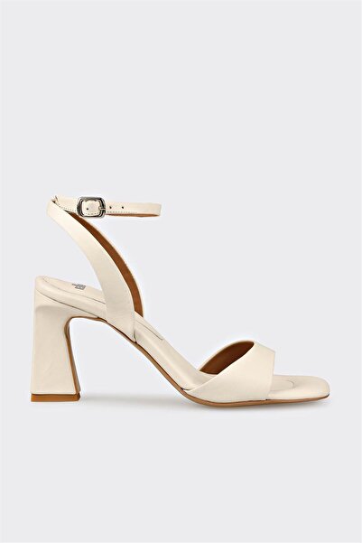 Elle Shoes Ekru Deri Kadın Topuklu Sandalet