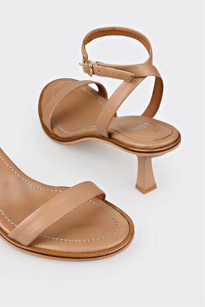 Elle Shoes Naturel Deri Kadın Sandalet
