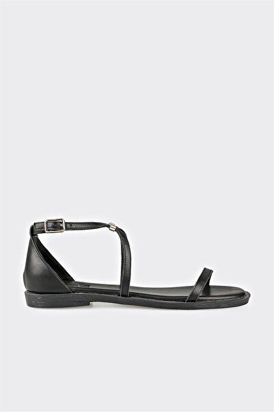 Elle Shoes Siyah Deri Kadın Sandalet