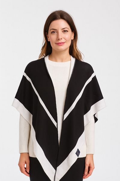 Sebir Moda Two-Color Striped Triangle Knitwear Shawl