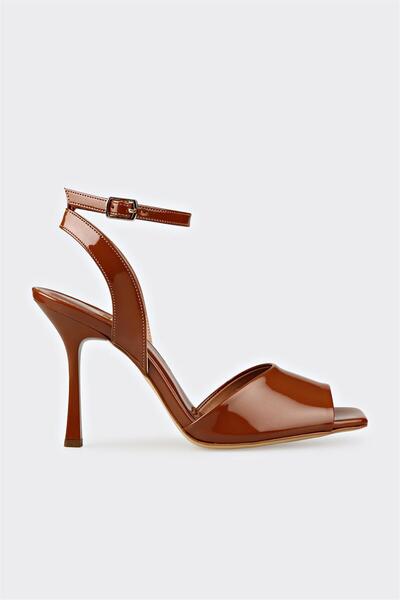 Elle Shoes Ταν γυναικεία σανδάλια