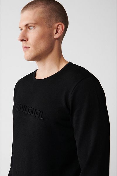 Avva Men's Black Crew Neck Printed Rayon Knitwear Sweater A32Y5033