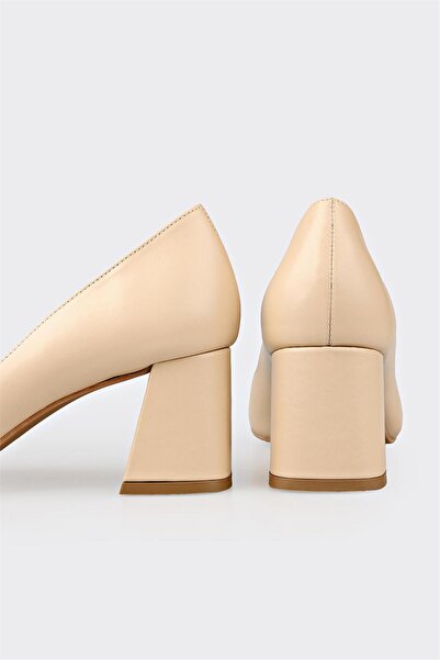 Elle Shoes Naturel Deri Kadın Stiletto