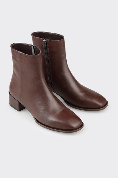 Elle Shoes Καφέ Δερμάτινες Γυναικείες Κλασικές Μπότες