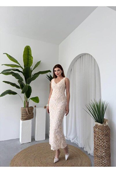 MODA Kren Rose Detailed Dress