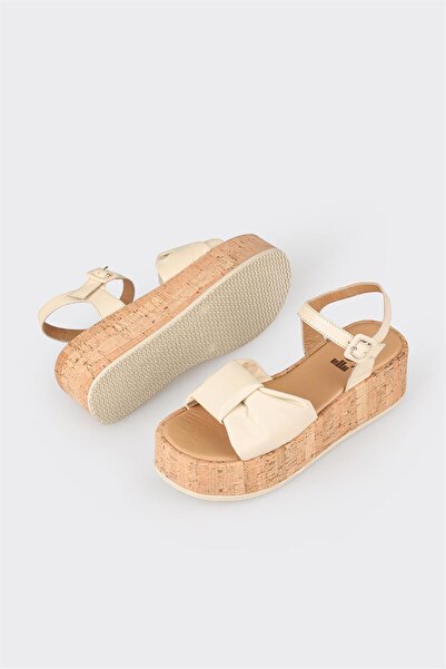 Elle Shoes Ecru Leather Women's Sandals