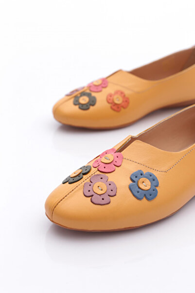 DGN Mustard Colored Women's Ballerinas - Genuine Leather with Accessory Detail 82132110