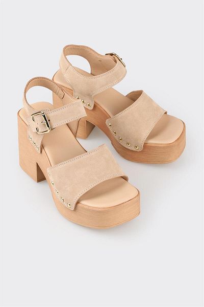Elle Shoes Μπεζ δερμάτινα γυναικεία πέδιλα με τακούνι