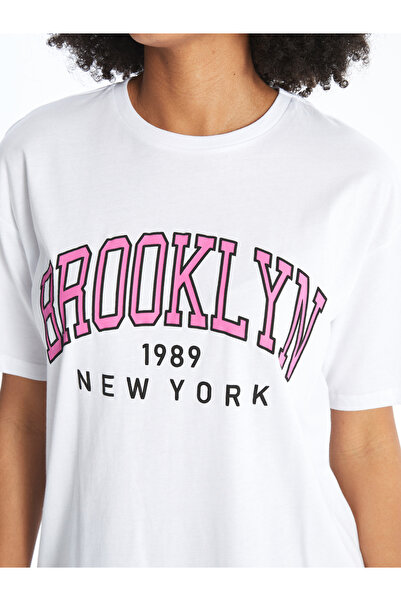 LC Waikiki Γυναικείο αθλητικό μπλουζάκι με λαιμόκοψη με κοντό μανίκι