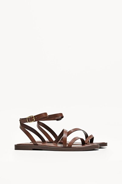 Bershka Bantlı düz sandalet