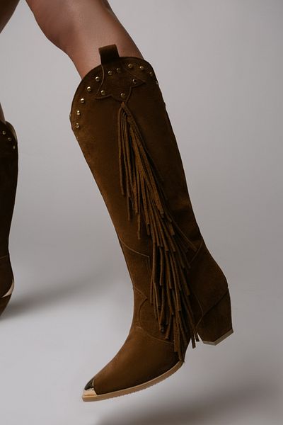 Vanilla Days Calypso brown suede boots with gold accessories