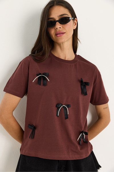 Bianco Lucci Women's Satin Ribbon Accessory Stone Detailed T-Shirt 60602011