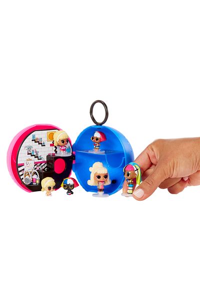 L.O.L. SURPRISE OMG Mini Family Assorted