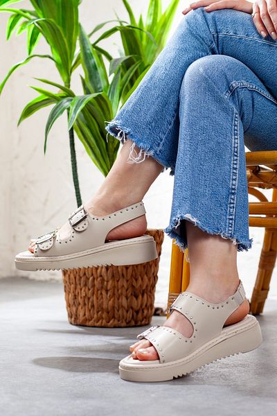 Adım Adım Women's Metal Detailed Double Buckle Sandals