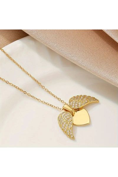 Ayzen Wing Design Heart Necklace