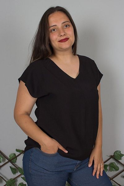 Truva XXL V-Neck Crepe Silk Blend Tiril Tiril Black Blouse – Where Elegance and Comfort Meet
