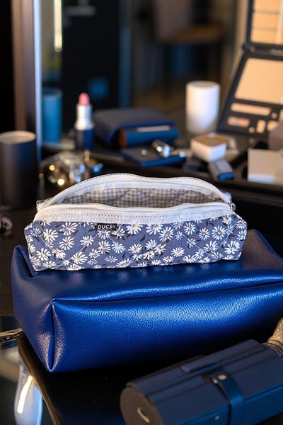 DUCS Daisy Patterned Mini Makeup Bag - Mky380