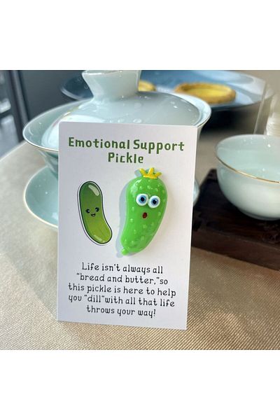 Choice 1 piece chili pepper 2 pcs Fun Pocket Hug Card, " This Pickle Is Here To Help You "dill" With All Th