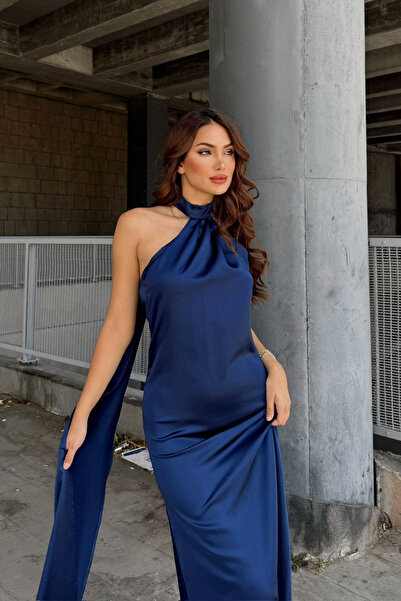 Sindimoda Afra Boyundan Bağlama Kuyruklu Saten Abiye 64752