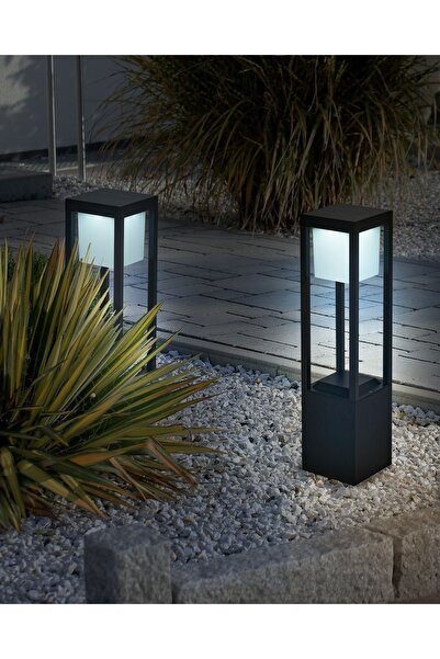 BELIANI Güneş Enerjili LED Bahçe Direk Lambası, IP54 Korumalı, Modern ve Minimalist Tasarım