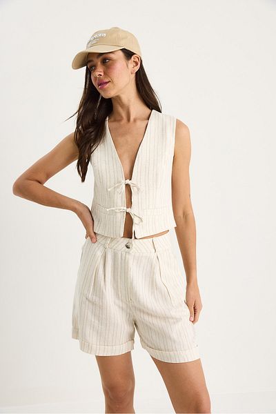 Bianco Lucci Women's Double Striped Tie Detailed Vest High Waist Shorts Linen Suit 9376 60281069