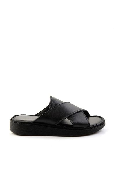 Bambi Black Leather Women's Slippers K04331045603