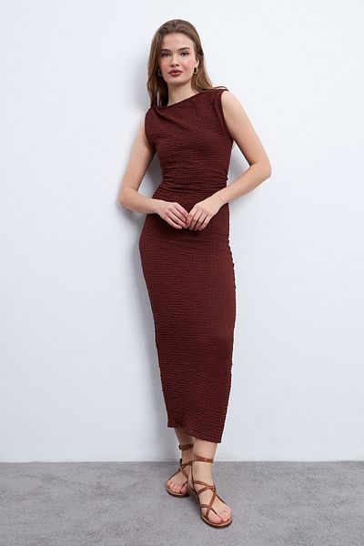 Know Women's Burgundy Shoulder Gathered Midi Length Wrap Dress