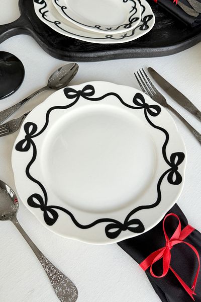 porselenden Bow 4 Pieces Off White Premium Porcelain 27 cm Serving Plate Set with Black Ribbon Pattern