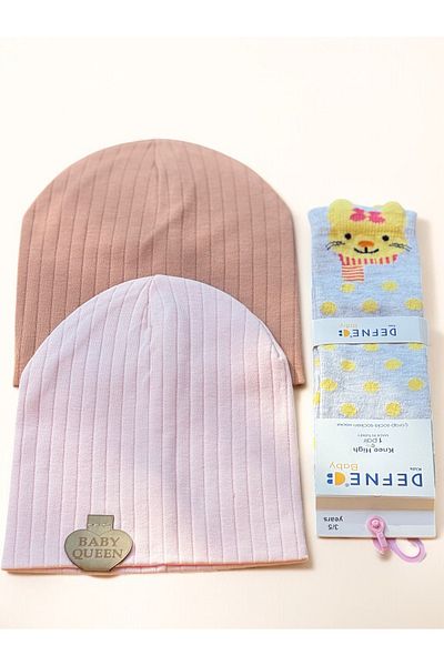 BETSY STUDIO Baby Girl Beanie & Socks Set Gift