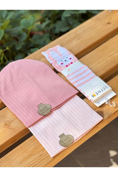 BETSY STUDIO Baby Girl Beanie & Socks Set Gift
