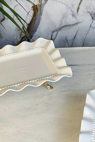 MAY HOME Luxury Presentation Stand with Porcelain Legs