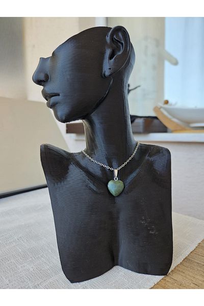 HobiHub Heart Shaped Jade Stone Necklace – Natural Jade |   Abundance & Luck Stone Women's Necklace