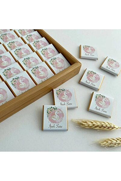 TOZLU RAF 50 Adet İsme Özel Etiketli Sütlü Madlen Bebek Çikolatası, İsimli Hoşgeldin Bebek Çikolatası