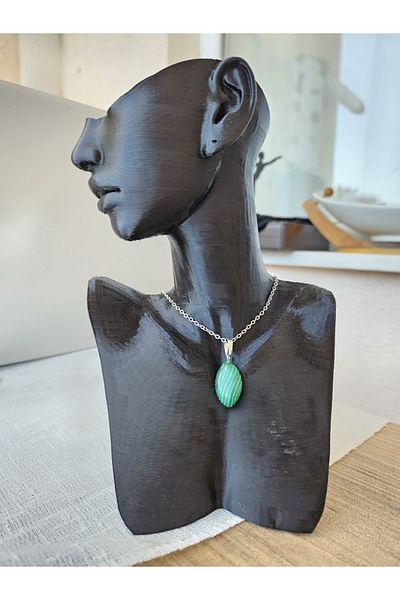HobiHub Natural Malachite Stone Necklace – Green Energy Stone |   Women's Chain Stylish Design