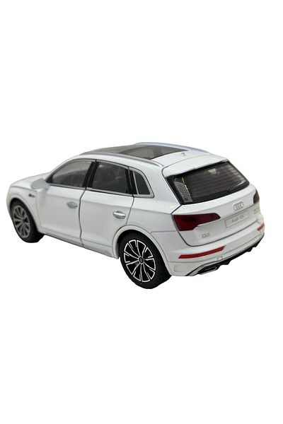 JPT Audi Q5 1:24 white replica model opens doors, hood and trunk, sounds and lights