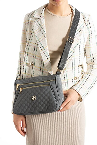 MAMIN Kadın Şık Kapitone Tasarımlı 4 Fermuarlı Omuz Çantası