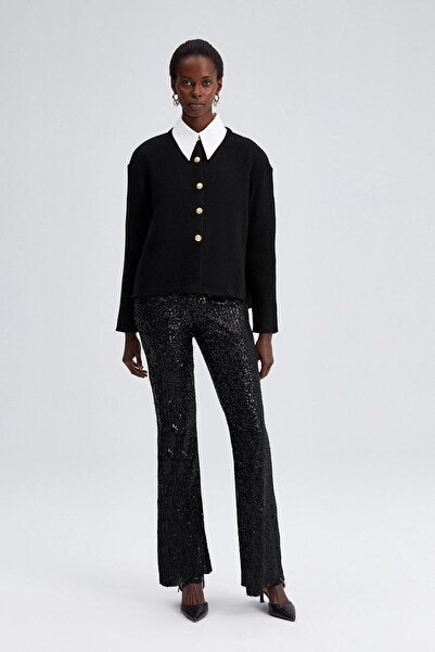 Touche Gold Buttoned Short Cardigan Black