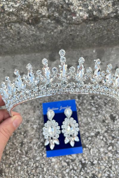 Hobigram Ivanna Silver Bridal Henna Crown Special Day Accessory Women's Crown and Three Shuttle Earrings Set