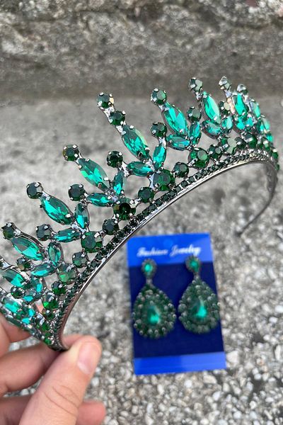 Hobigram Ivanna Green Bridal Henna Crown Special Occasion Accessory Women's Crown and Drop Shuttle Earring Set