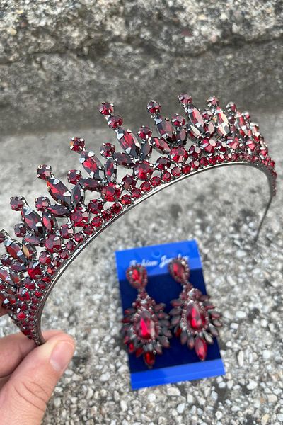 Hobigram Ivanna Burgundy Bridal Henna Crown Special Occasion Accessory Women's Crown and Wide Shuttle Earring Set