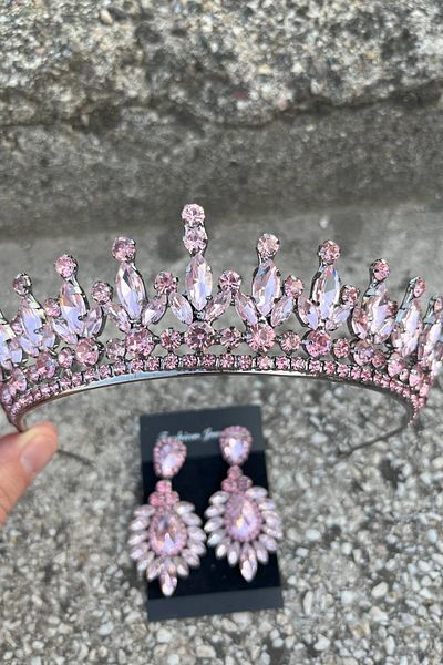 Hobigram Ivanna Pink Bridal Henna Crown Special Day Accessory Women's Crown and Wide Shuttle Earring Set